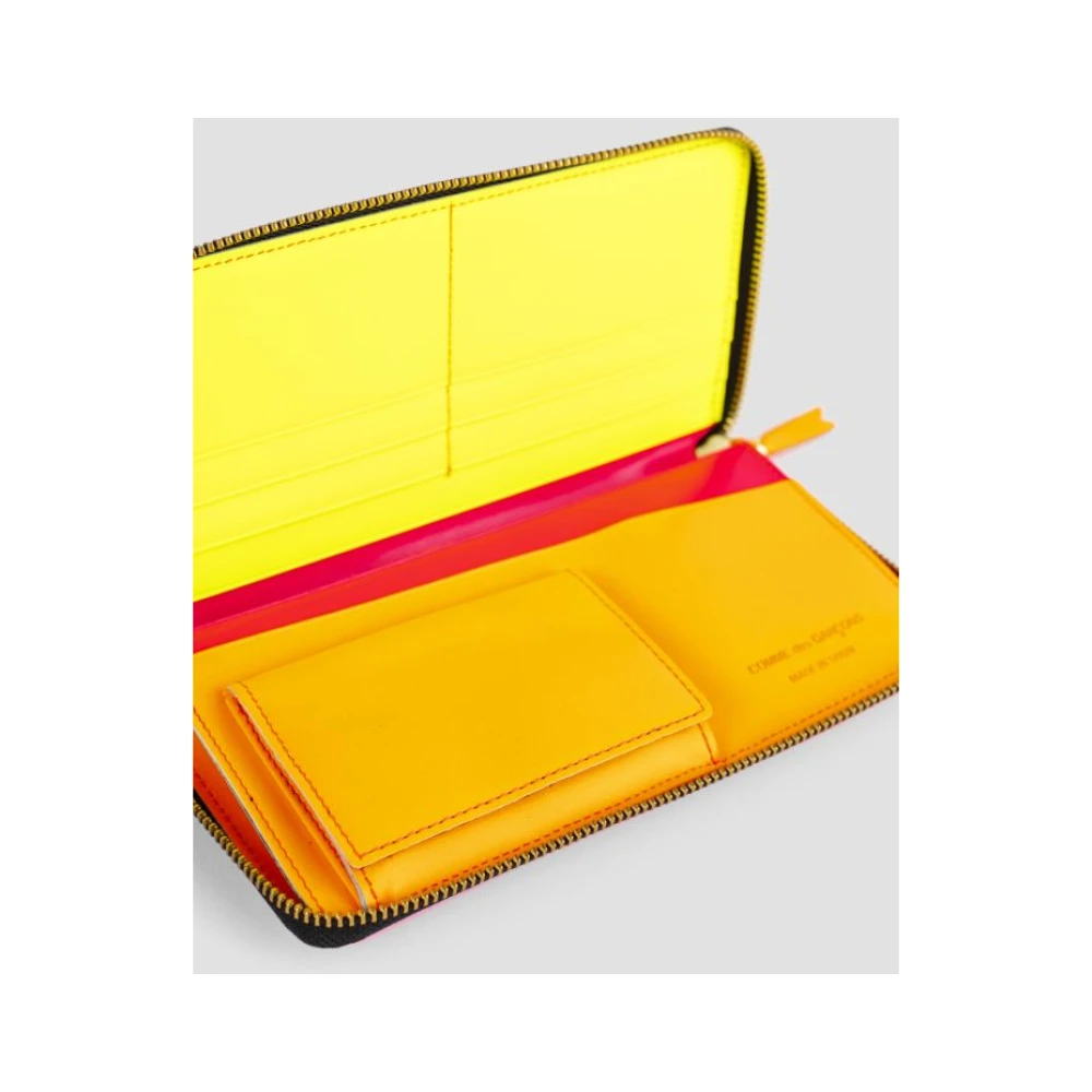 Comme des Garçons Neonroze Portemonnee met Multicolor Interieur Pink Dames