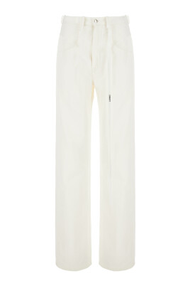 stylish-jeans-for-men-and-women