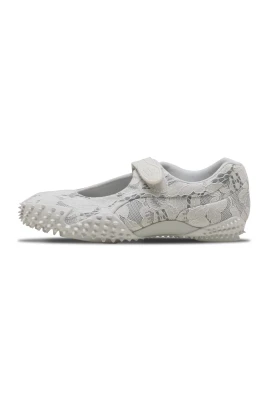 Mostro Fey Lace