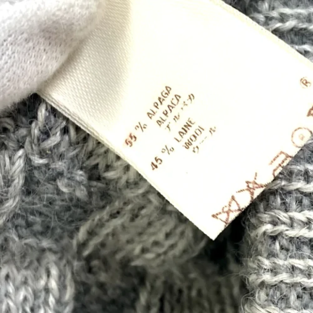 Louis Vuitton Vintage Pre-owned Wool hats Gray Dames