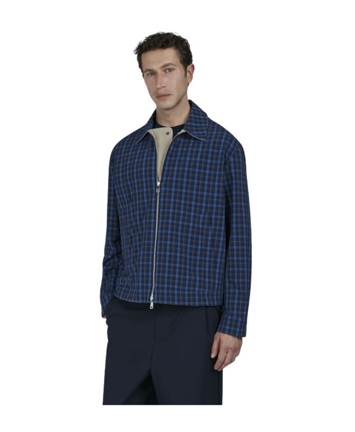 veste-reversible-a-carreaux-style-intemporel