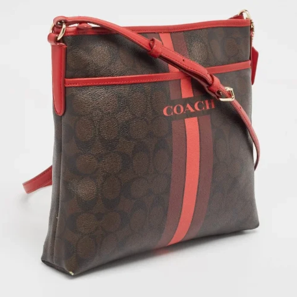 Coach Pre-owned Coated canvas shoulder-bags Brown Dames