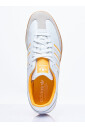 baskets-a-empiecements-en-daim