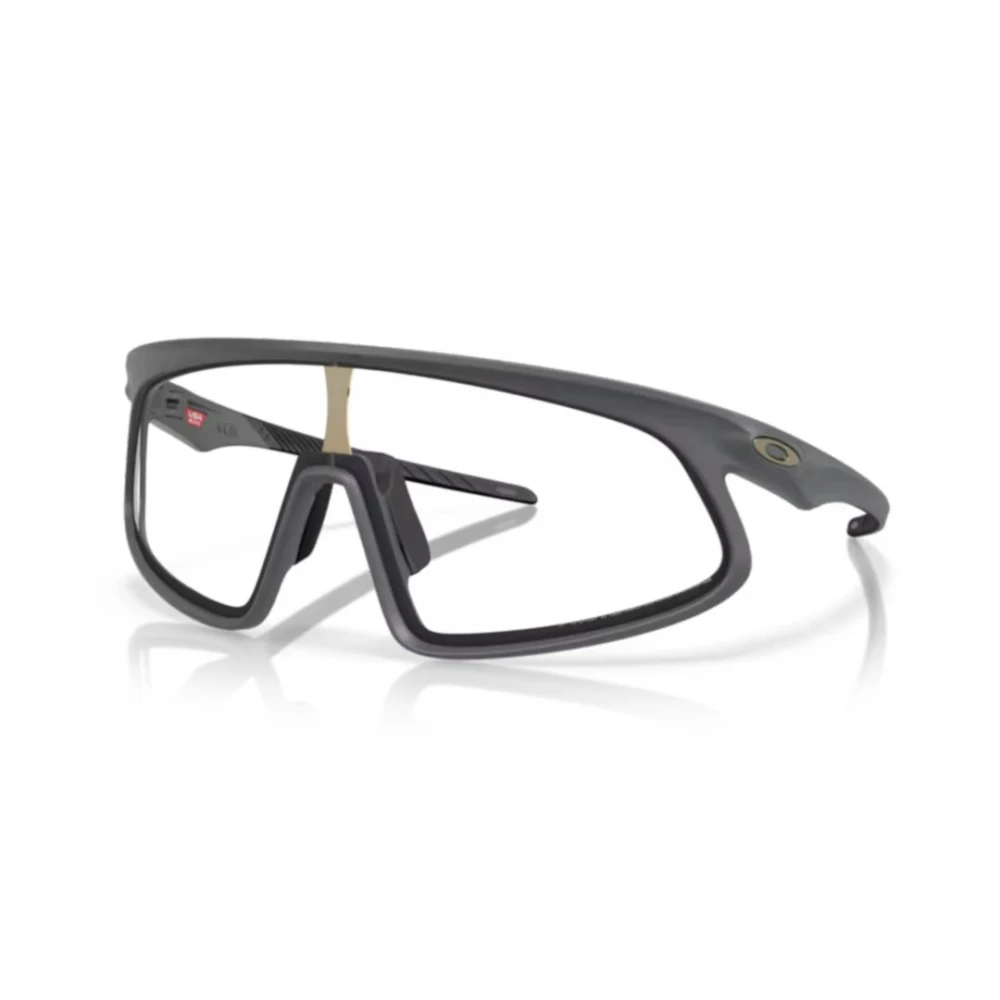 Oakley Sportieve zonnebril met uniek ontwerp Black Unisex