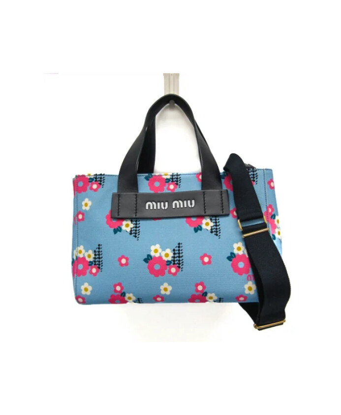 pre-owned-cuir-sacs-main