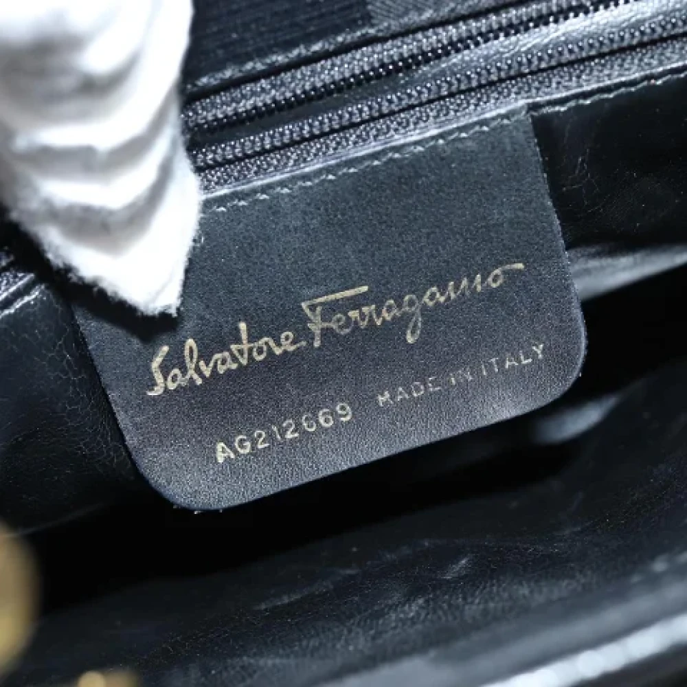 Salvatore Ferragamo Pre-owned Canvas handbags Black Dames