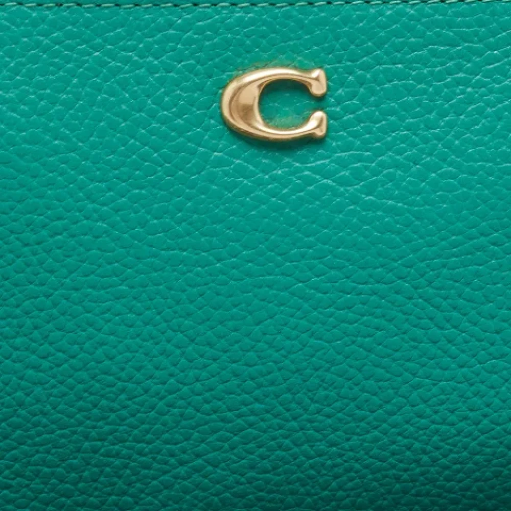 Coach Pre-owned Leather clutches Green Dames