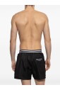 zwarte-zwemshorts-met-gestreepte-tailleband