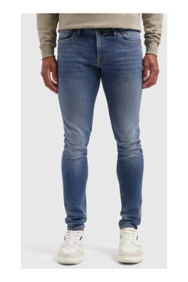 mens-skinny-blue-jeans-trendy-style