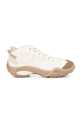 casual-sneakers