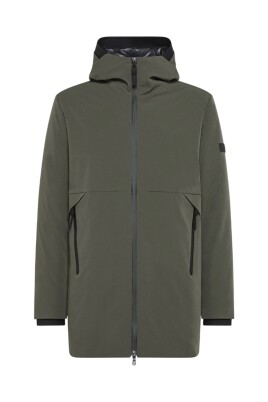 green-outerwear-jacket-aw23-style