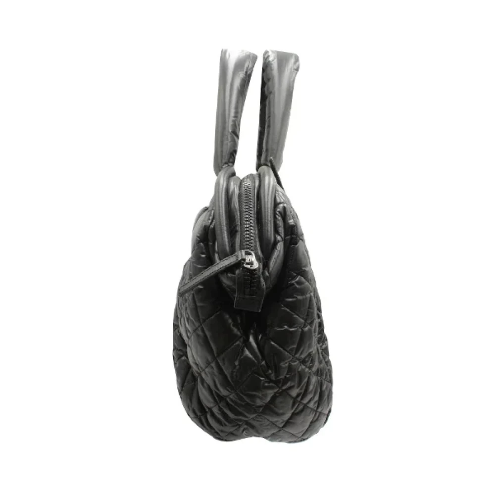 Chanel Vintage Pre-owned Nylon handbags Black Dames