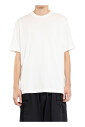 t-shirt-blanc-avec-logo-graphique