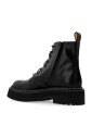 chaussures-a-semelle-crantee