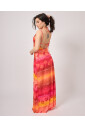 robe-longue-coloree-avec-large-encolure