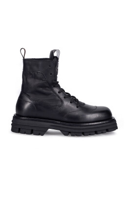 bottines-a-lacets-polyvalentes