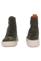 bota-rodante-comoda-verde