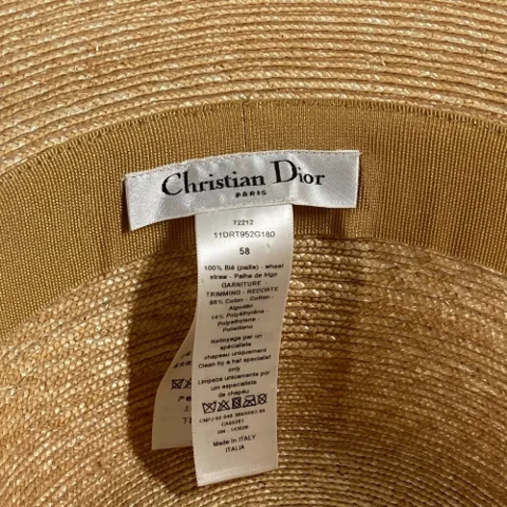 Dior Vintage Pre-owned Fabric hats Beige Dames