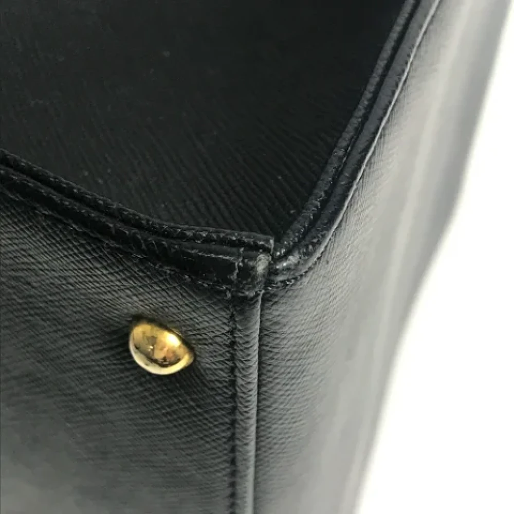 Givenchy Pre-owned Leather handbags Black Dames