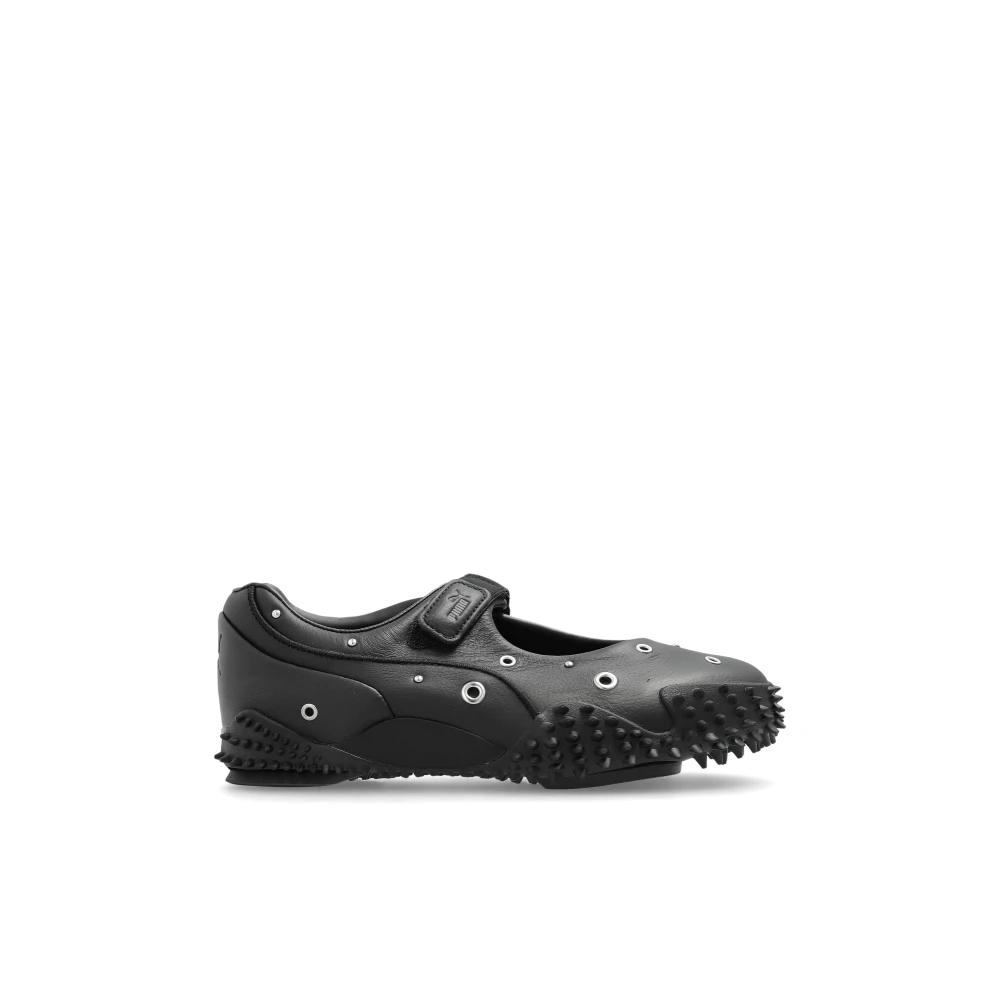 Puma Women's Black Sports Shoes Mostro Fey Studs