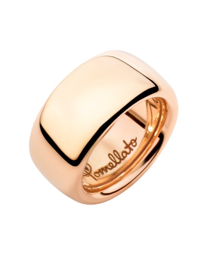 bague-iconique-de-taille-moyenne-grande