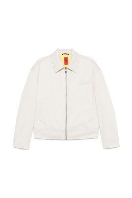 beige-zip-up-coat-with-pockets