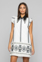 robe-mini-a-motifs-avec-collier-en-strass