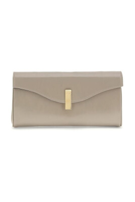 flutie-clutch-bag-with-chain-strap