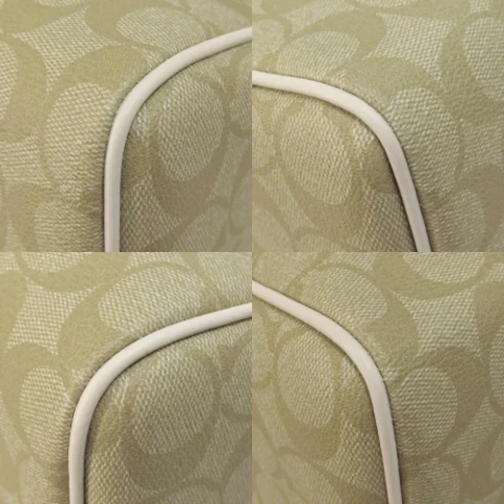 Coach Pre-owned Plastic handbags Beige Dames
