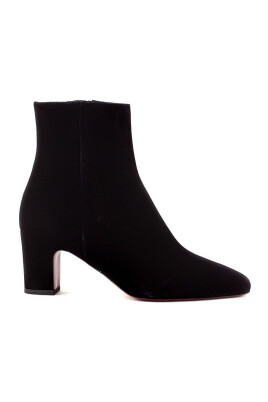 black-suede-ankle-boots-with-zip