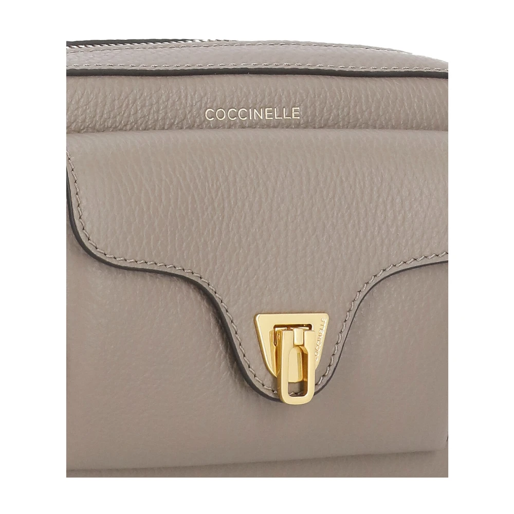 Coccinelle Beige Leren Schoudertas met Klep Beige Dames