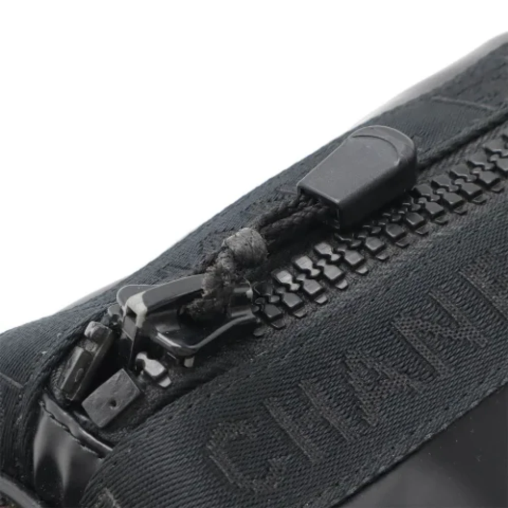 Chanel Vintage Pre-owned Nylon shoulder-bags Black Dames