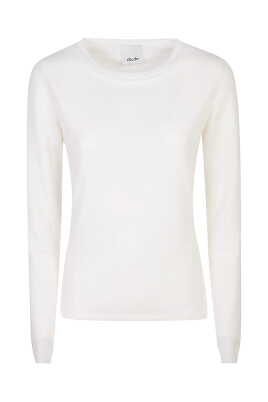 round-neck-knitwear