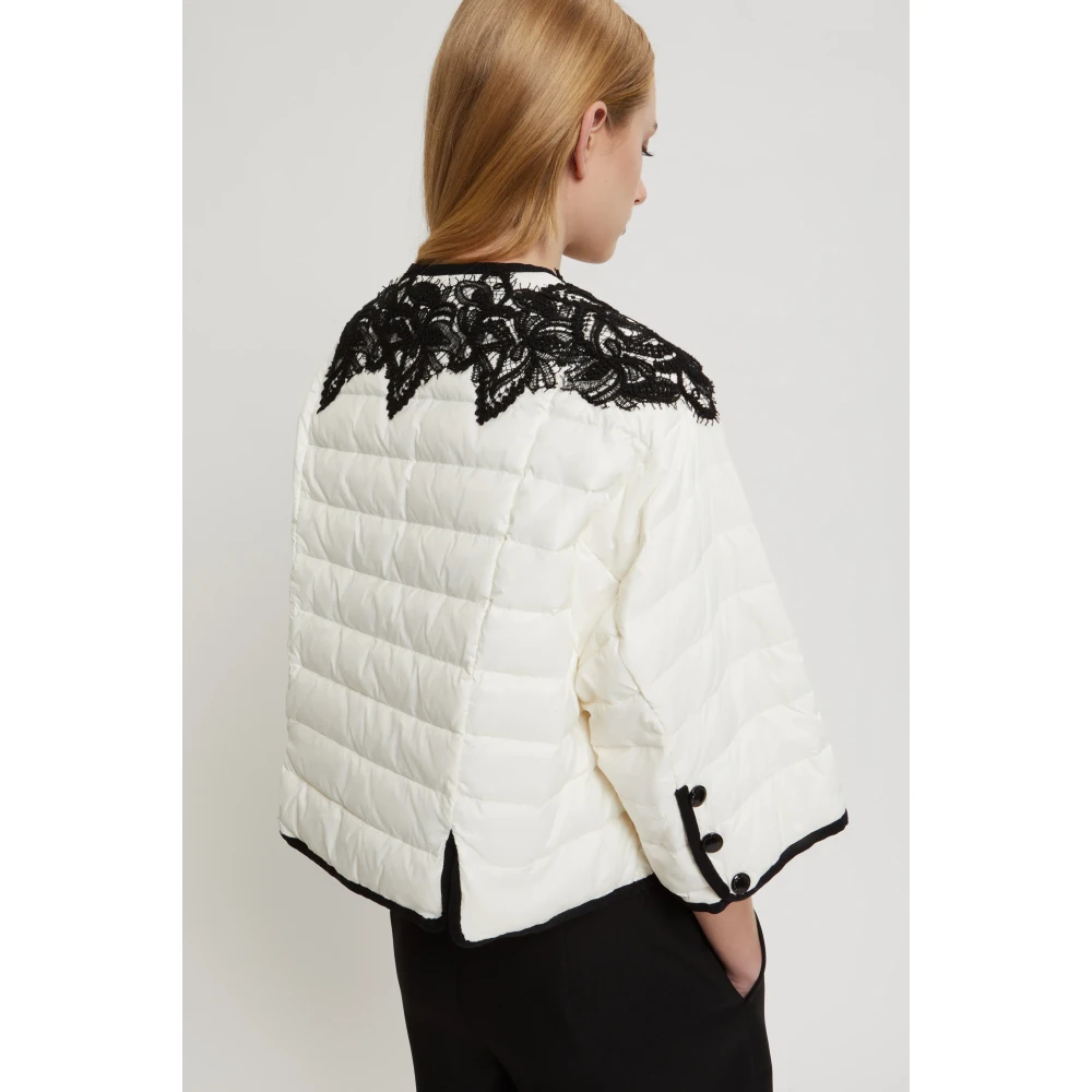 Ermanno Scervino Gewatteerde nylonjas met veren vulling White Dames