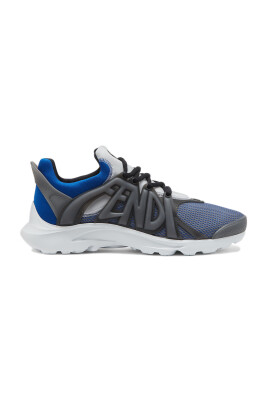 tag-sneakers
