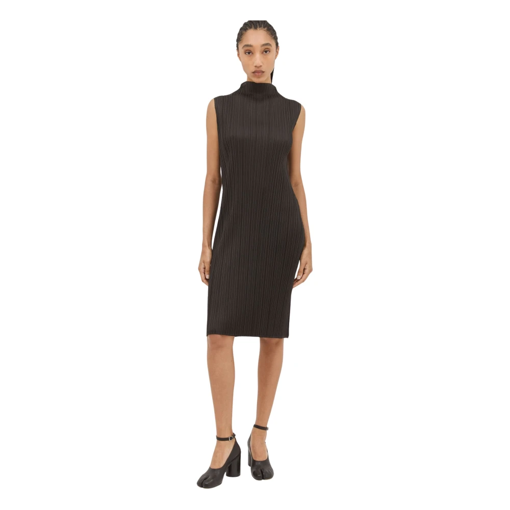 Issey Miyake Geplooide High-Neck Midi Jurk Gray Dames