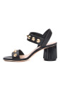 sandales-en-cuir-noir-cloutees