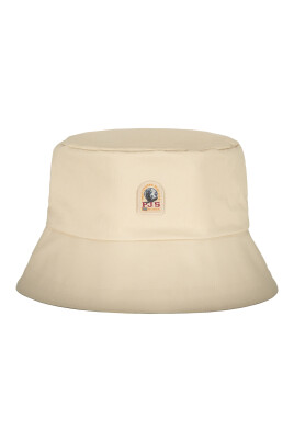 classic-bucket-hat-for-sunny-days