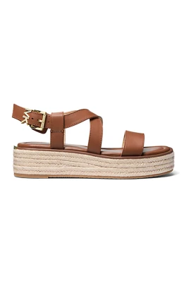 Lynne Sandal