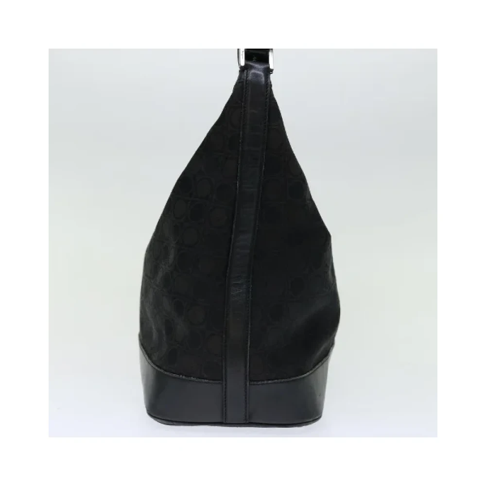 Salvatore Ferragamo Pre-owned Cotton shoulder-bags Black Dames