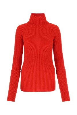 red-wool-sweater-knitwear