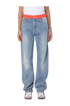 jean-coupe-relax-avec-ceinture-contrastante