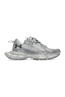 knit-sneaker-in-black-and-white-with-logo