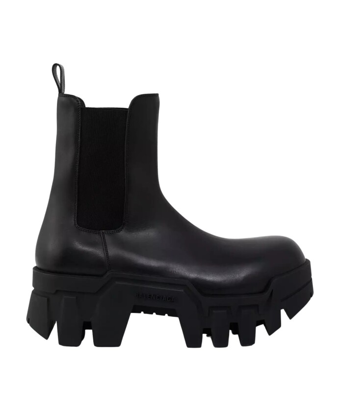 black-chelsea-boots-with-chunky-sole