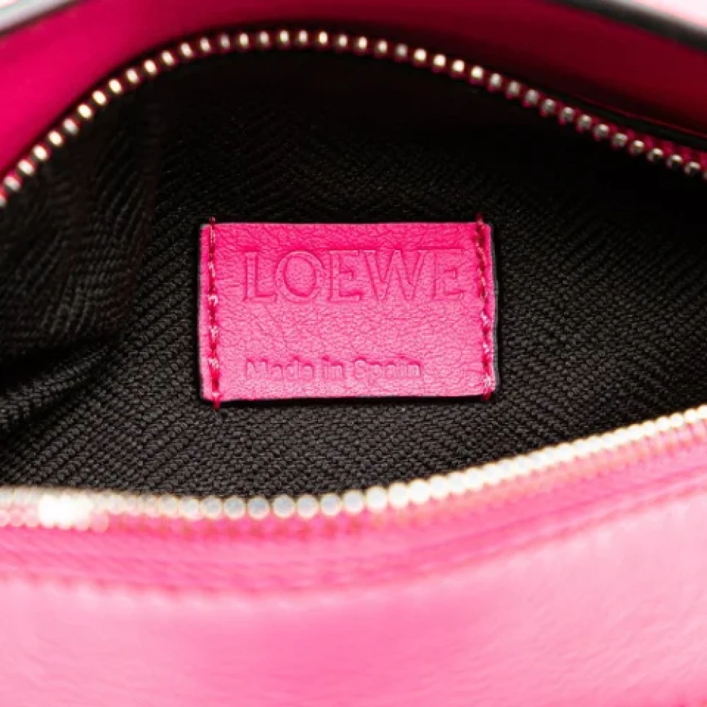 Loewe Pre-owned Leather crossbody-bags Pink Dames