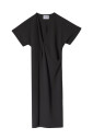 zwarte-jurk-met-halve-mouwen-en-v-hals