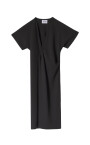 zwarte-jurk-met-halve-mouwen-en-v-hals