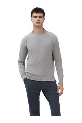 carlos-ciniglia-sweater