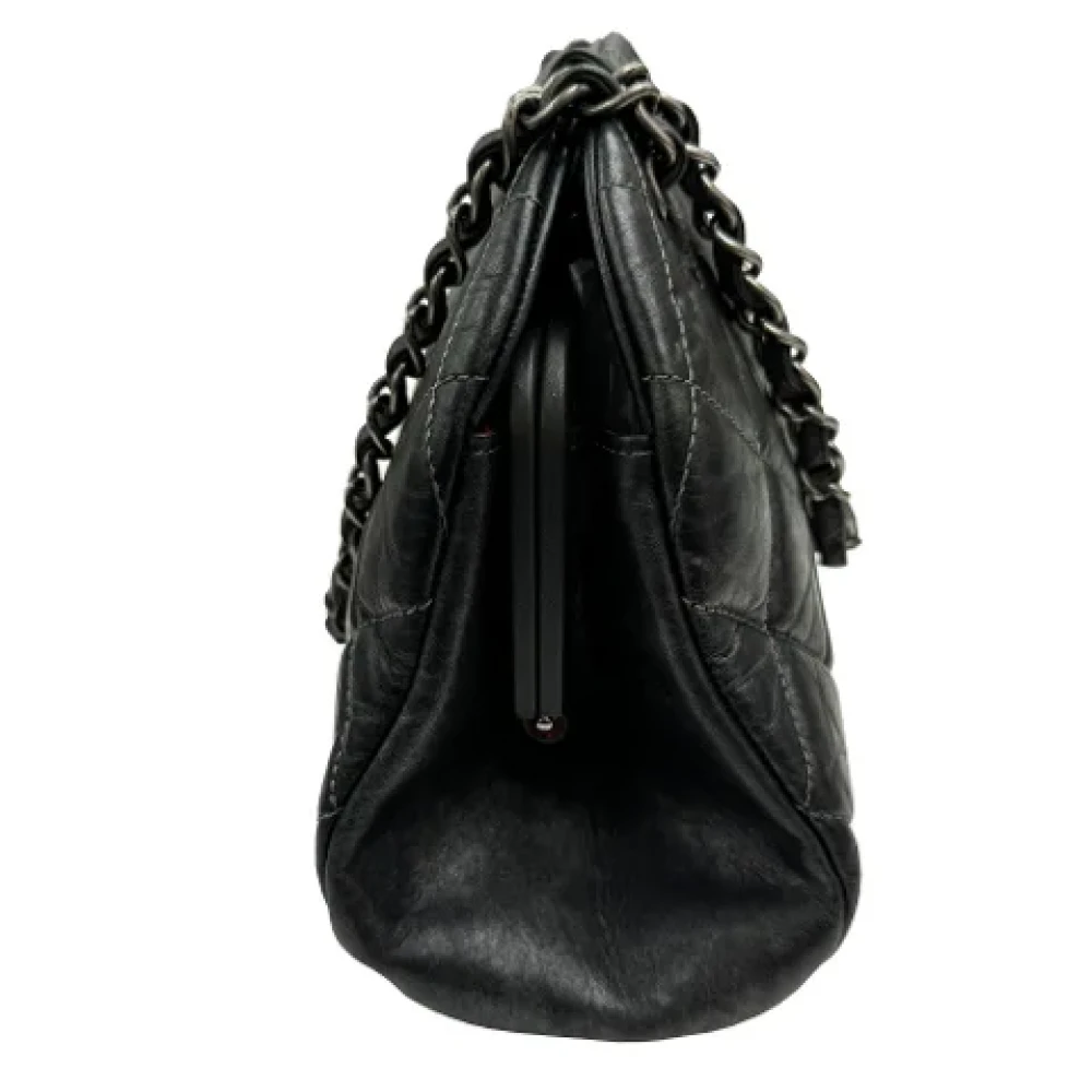 Chanel Vintage Pre-owned Leather totes Black Dames