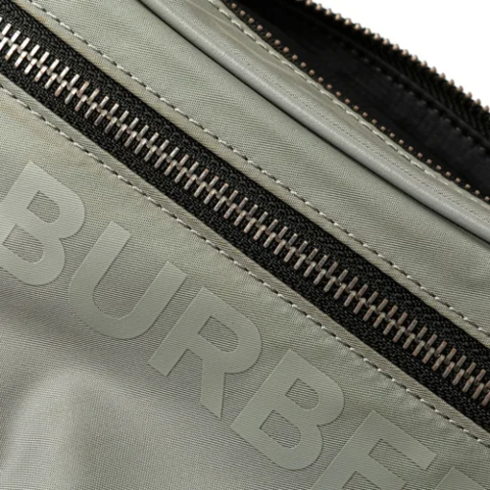 Burberry Vintage Pre-owned Leather crossbody-bags Gray Dames